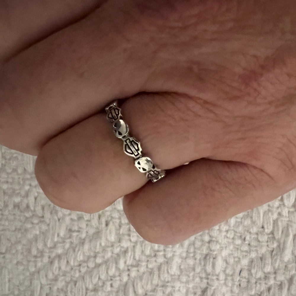 Harley-Davidson Sterling Silver Bar & Shield/Willie G Ring, Vintage 2010, EUC - Picture 2 of 8
